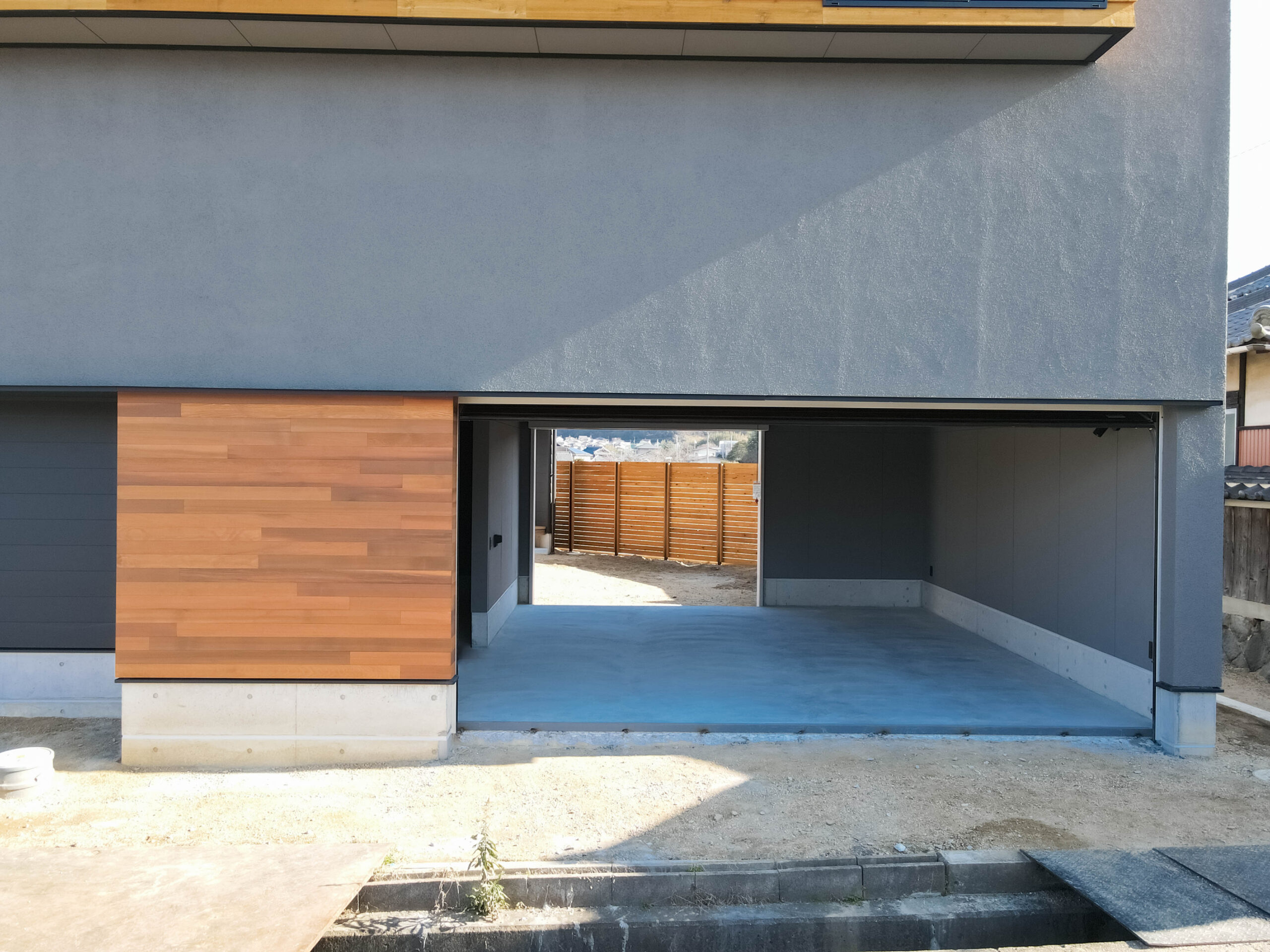 ガレージ　ビルドインガレージ