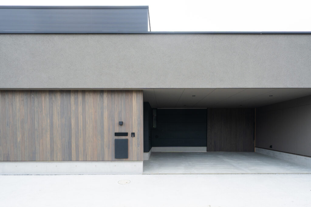 注文住宅　施工事例　ガレージハウス　インナーガレージ　ビルドインガレージ