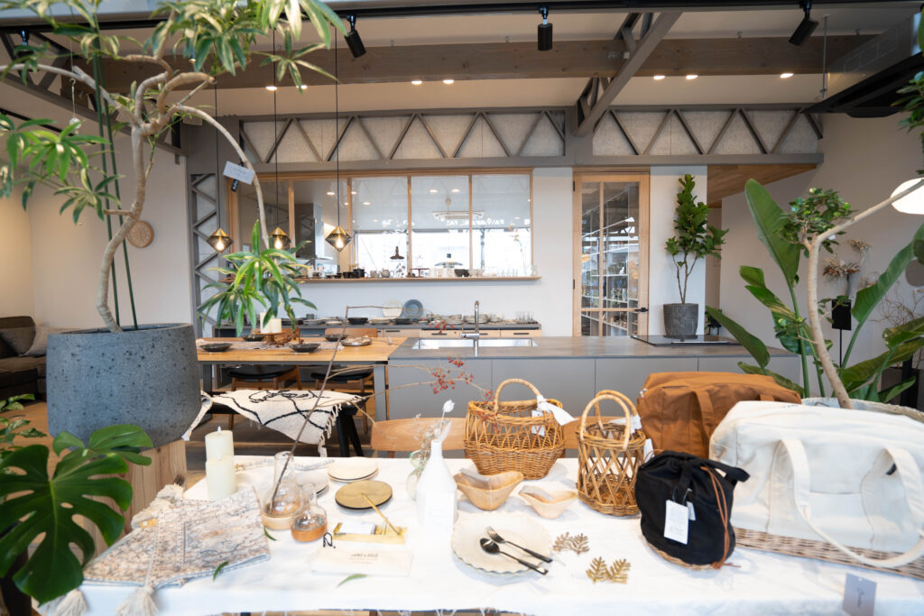 建築工房ライズのRISE interior studioショールーム風景